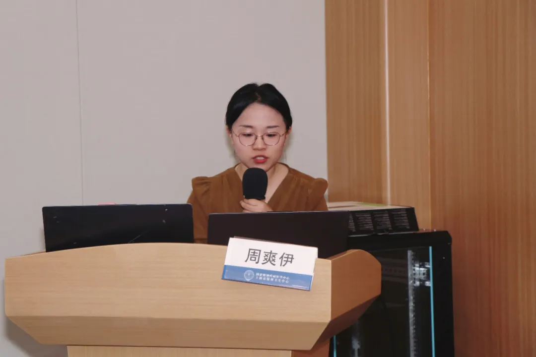 35091104.webp